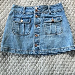 Abercrombie and Fitch denim mini skirt - size 4